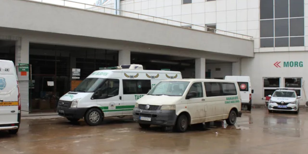 Eski belediye başkanı pencereden düşüp öldü