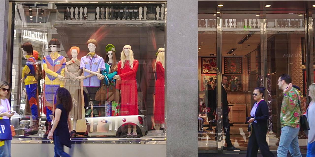 100 yıllık moda devinin hisselerinde dev düşüş! Apar topar kovdular