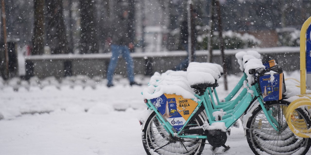 İstanbulluların uğrağı bembeyaz oldu