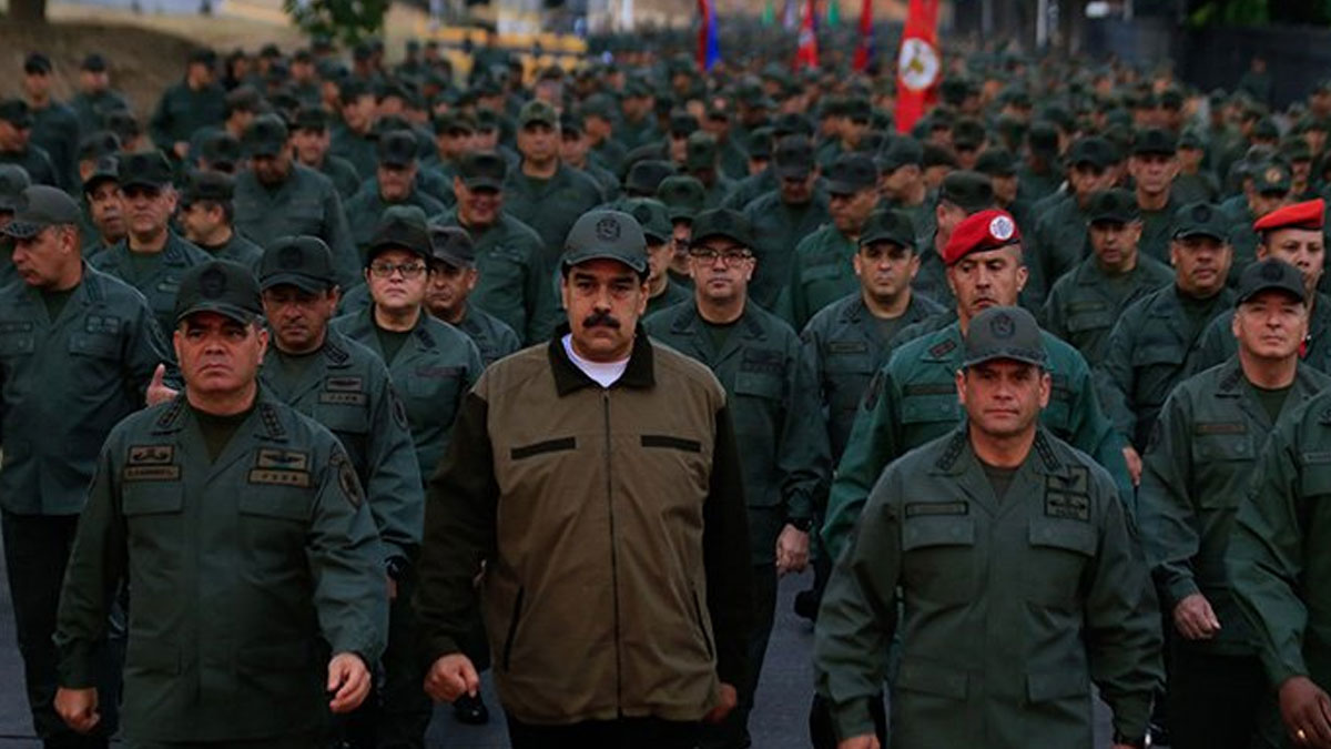 Maduro'dan ABD açıklaması: Bu topraklara dokunmaya kalkarsa