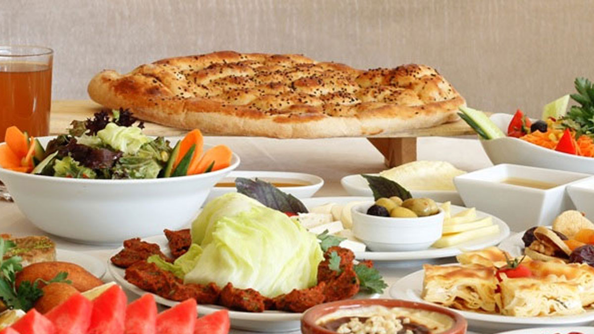 Ramazan'da sağlıklı beslenmek için önemli uyarılar