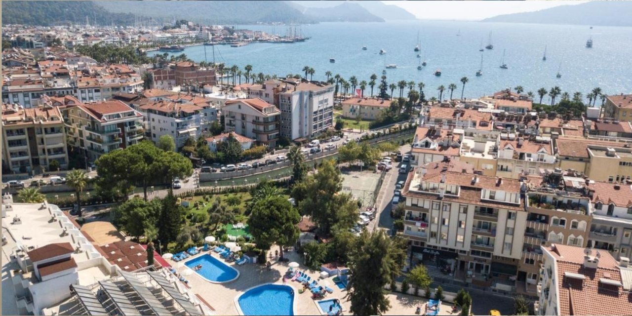 Marmaris Belediyesi'nden 10 yıllığına kiralık dükkanlar
