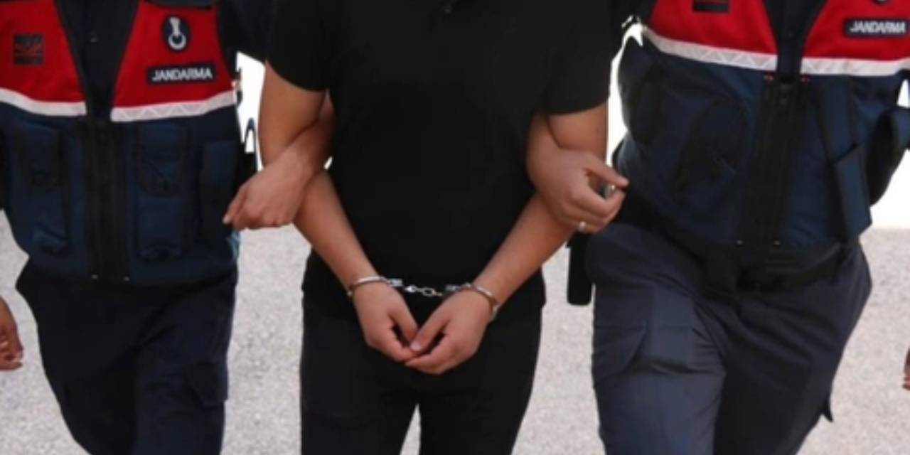 Cezaevi firarisi taksinin bagajında yakalandı