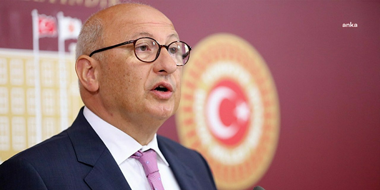 CHP'den gözaltılara tepki: Bu gece de gazetecilik cezalandırılıyor