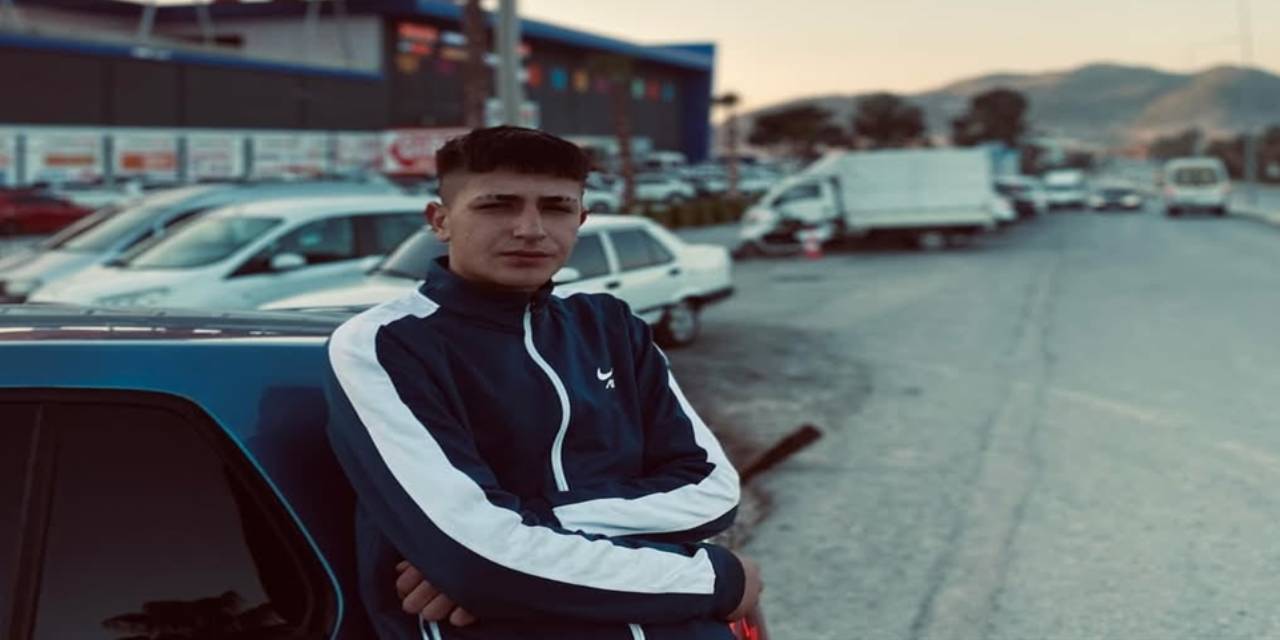 Silahlı, bıçaklı kavga! 15 yaşındaki çocuk hayatını kaybetti
