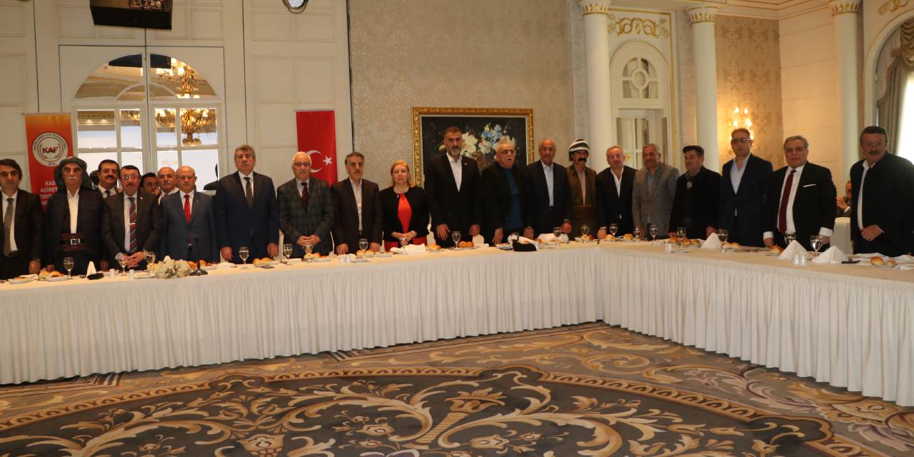 Aşiretler: PKK silah bırakma iradesini ortaya koymalı