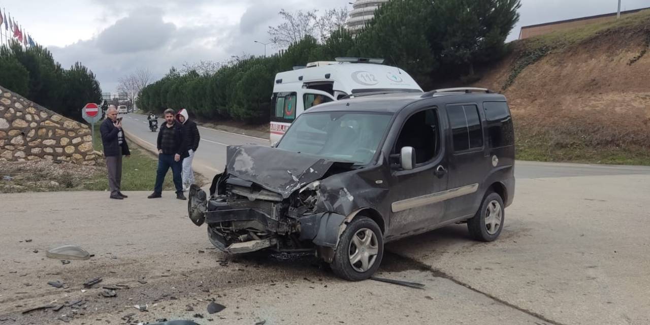 Bursa'da feci kaza: 3’ü çocuk 6 yaralı