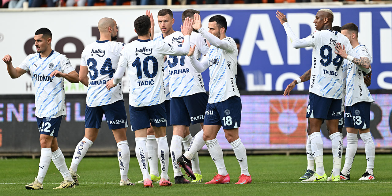 Fenerbahçe Alanya'da hata yapmadı: Gözler Galatasaray'a çevrildi