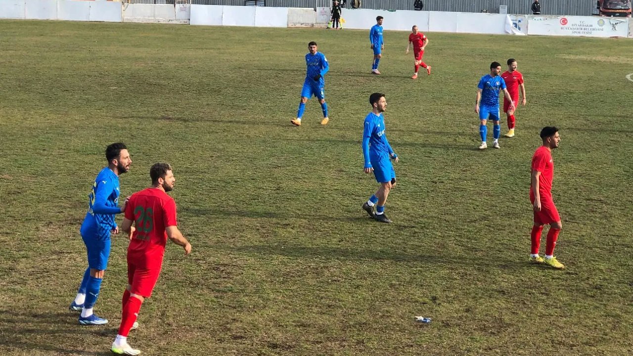 Bucaspor kaybetti. Cebrail'in ailesi yıkıldı