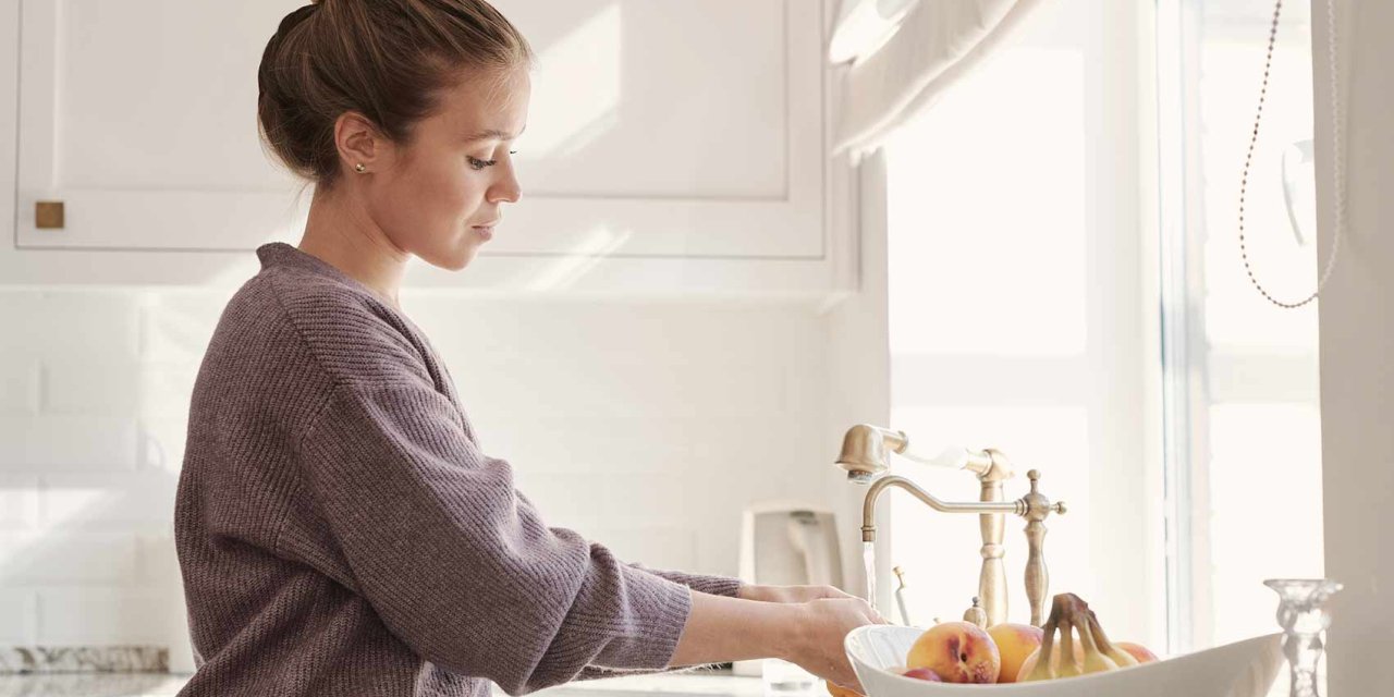 Ev tipi su arıtma cihazları alarm veriyor: Mineral kaybı ve bakteri tehlikesi!