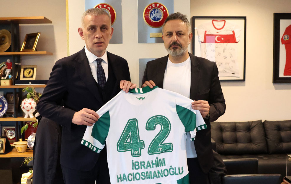 Hacıosmanoğlu'na Konyaspor forması