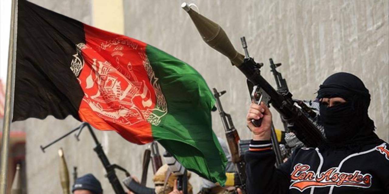 Afganistan'da 5 kişinin öldüğü terör saldırısını IŞİD üstlendi