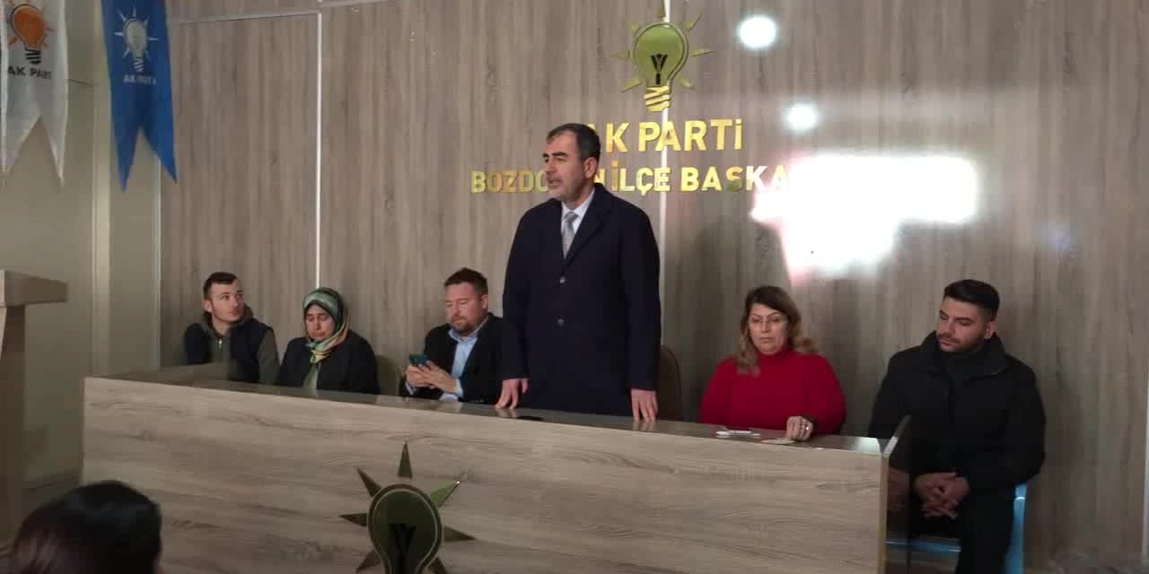 AKP'li Başkan 2025'i emeklilere "sabır yılı" ilan etti