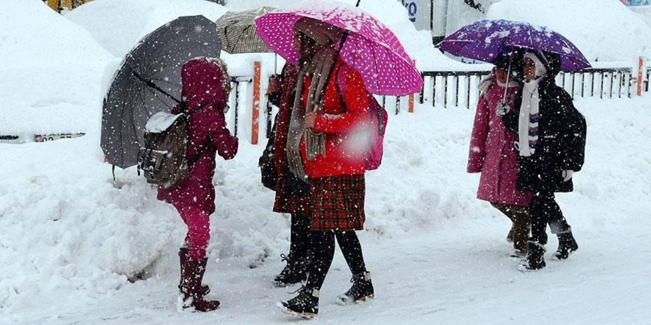 Kırşehir'de eğitime kar engeli