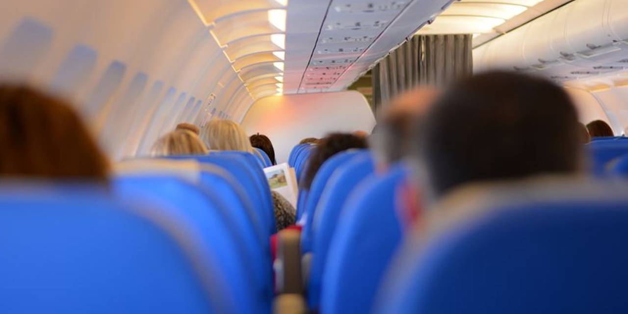 Bu ürünler artık uçakların baş üstü dolabında taşınmayacak