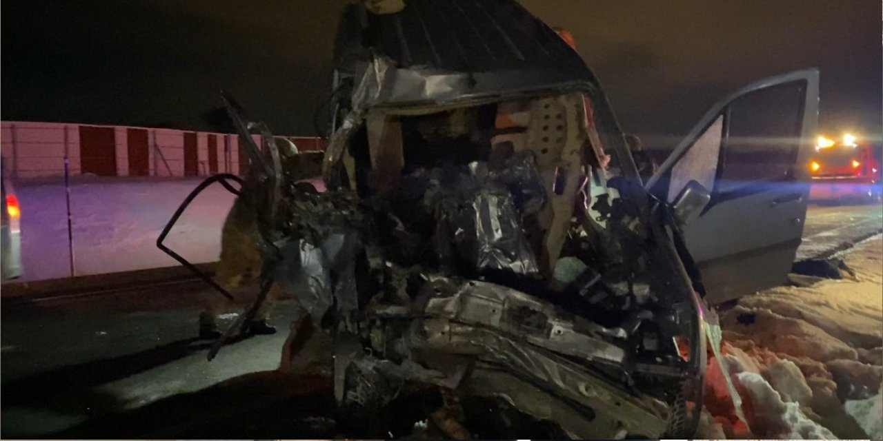 Kayseri'de feci kaza: Ağır yaralılar var