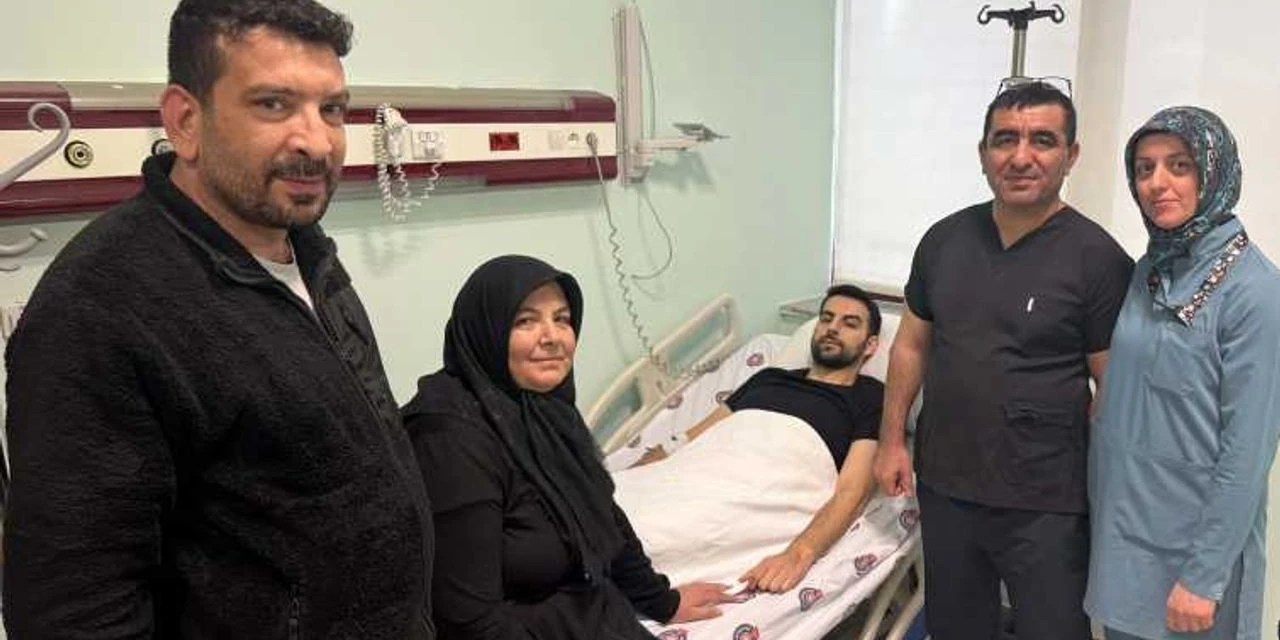 Türkiye’de az sayıda yapılıyor: Hibrit cerrahiyle hayata döndü