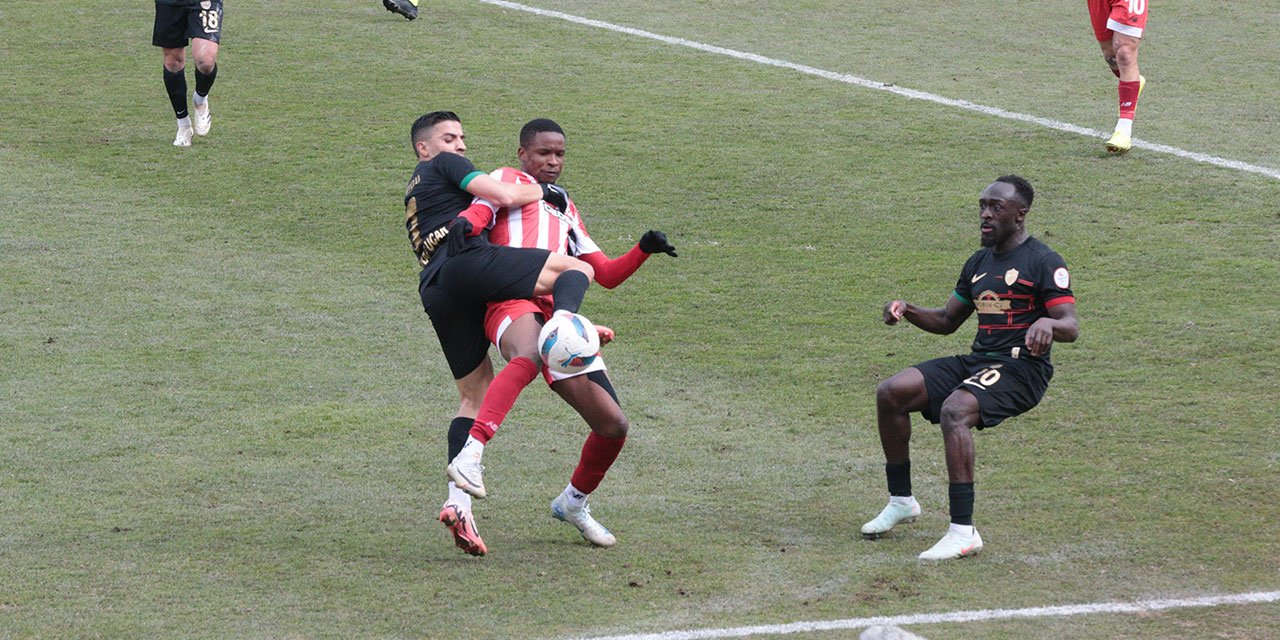 Amedspor 9 kişi kaldı: Bolu'da gol çıkmadı