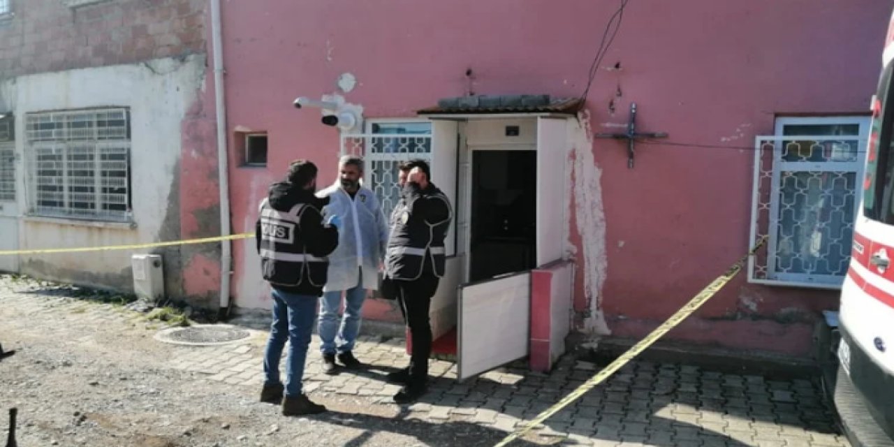 Tartıştığı oğlunu keserle öldüren baba tutuklandı