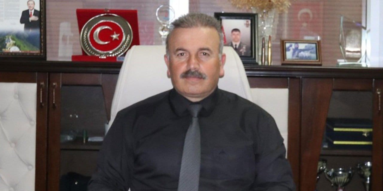 16 yıllık koltuğunu bıraktı: Rize'de şaşkınlık yaratan istifa