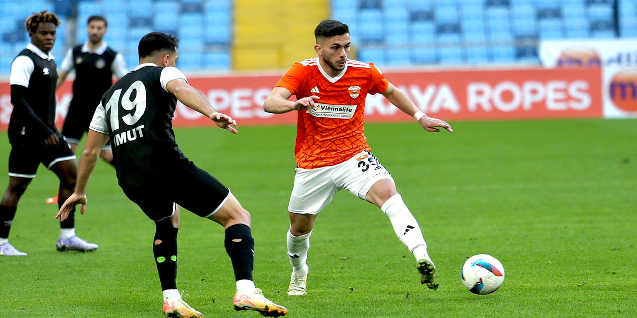 71 yıllık kulübün yeni sahibi imzayı attı: Parayı aldı