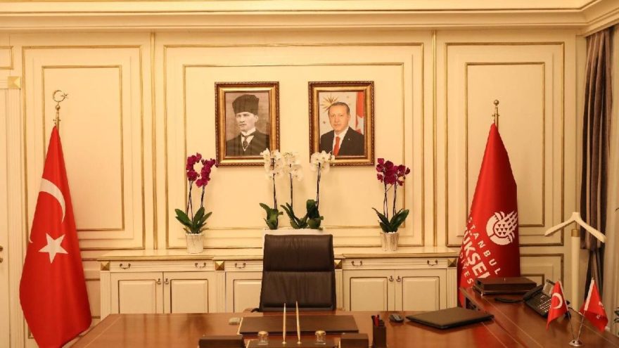 İmamoğlu'nun astığı Atatürk tablosunu kaldıran İBB'den açıklama