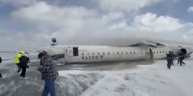 Ters dönen uçağın yolcularına verilecek tazminat açıklandı