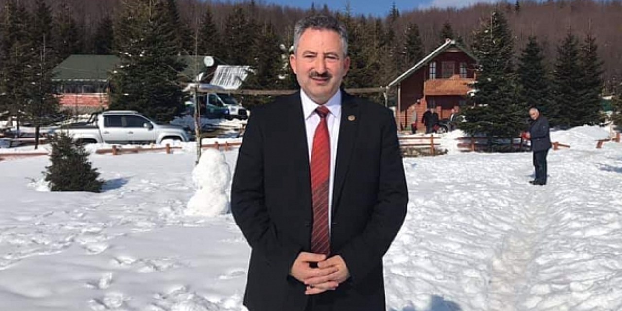 AKP'li belediye başkanı yeğenini ilk önce şoför sonra yardımcısı yaptı