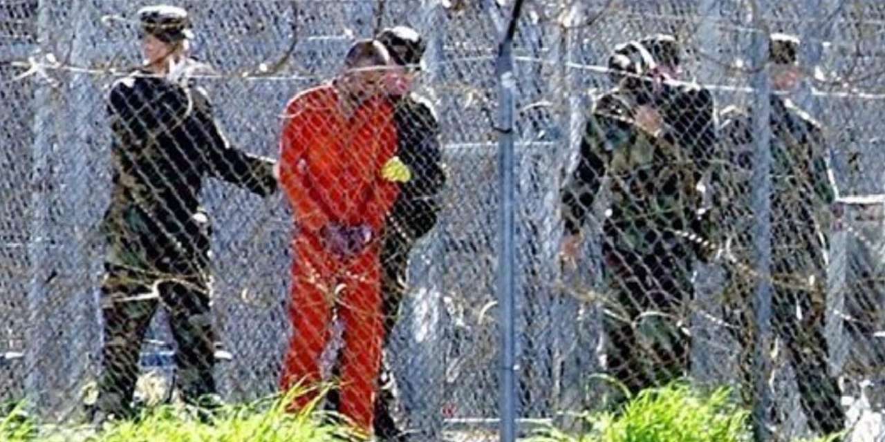 Trump göçmenleri Guantanamo'ya gönderecek