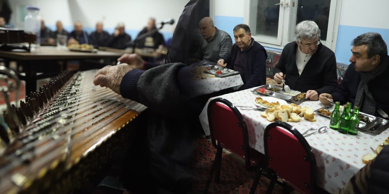 Herfene geceleri geri döndü