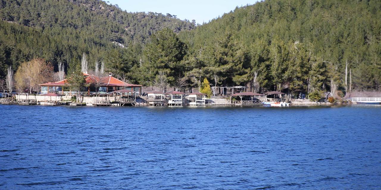 50 metre çekilen su geri döndü: Ula Göleti doldu