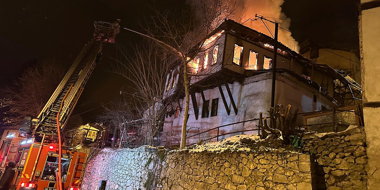 Safranbolu'da tarihi konakta yangın çıktı