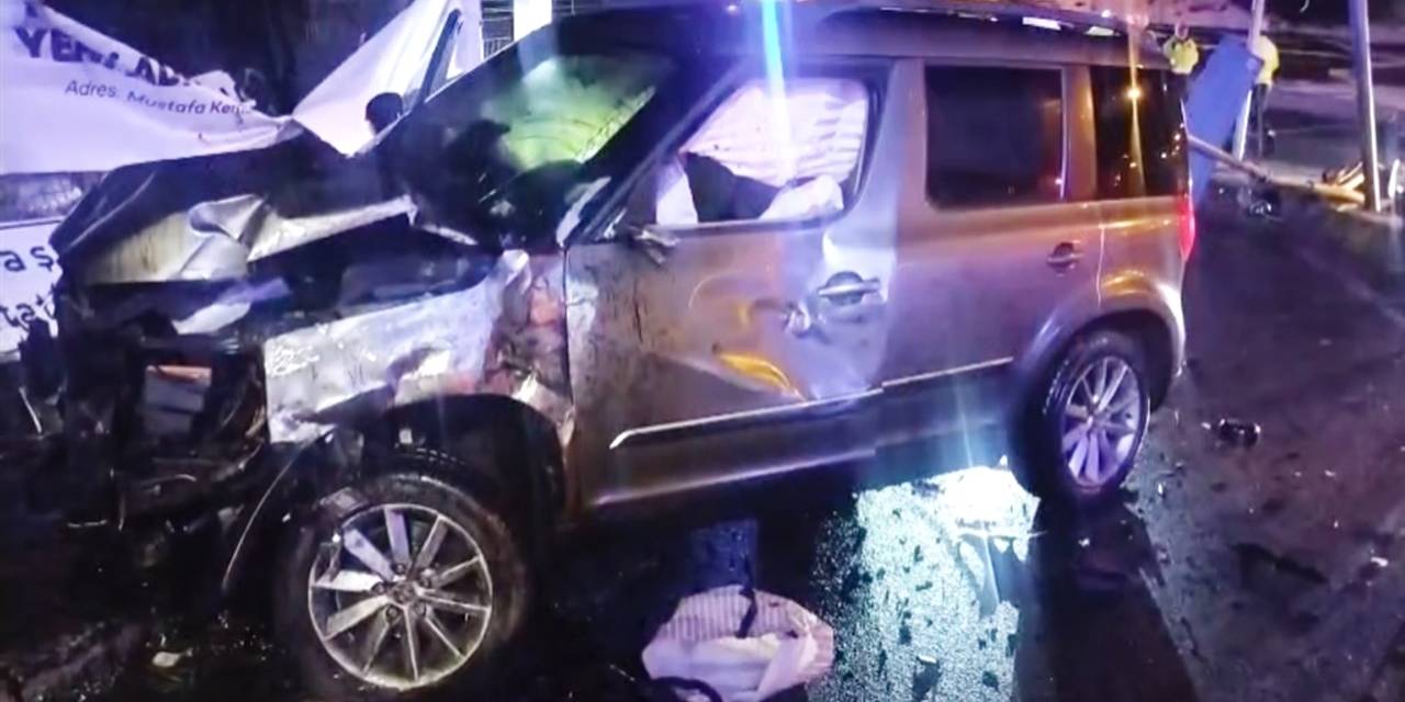 Buzlanan yolda kayan otomobilin sürücüsü yaşamını yitirdi