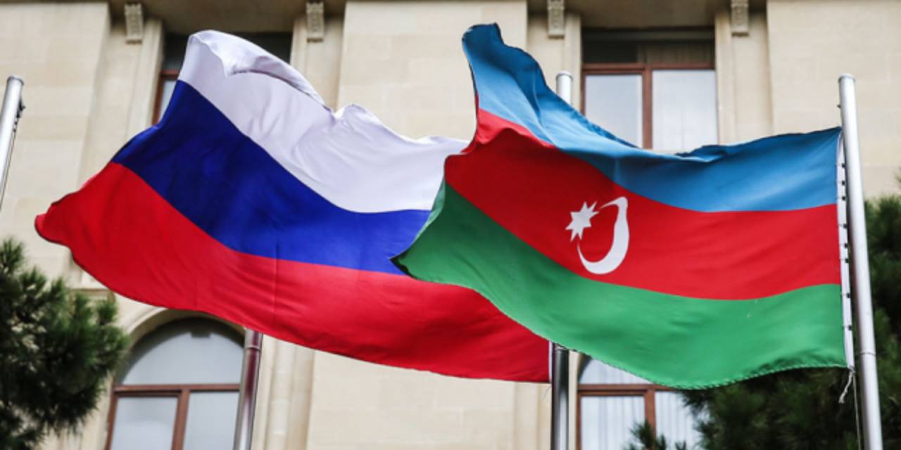 Azerbaycan Rusya ile köprüleri yaktı: Rus Evi kapatıldı