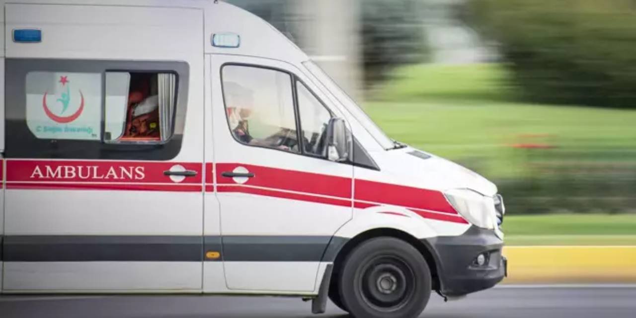 Evinde çıkan yangında ölümden döndü