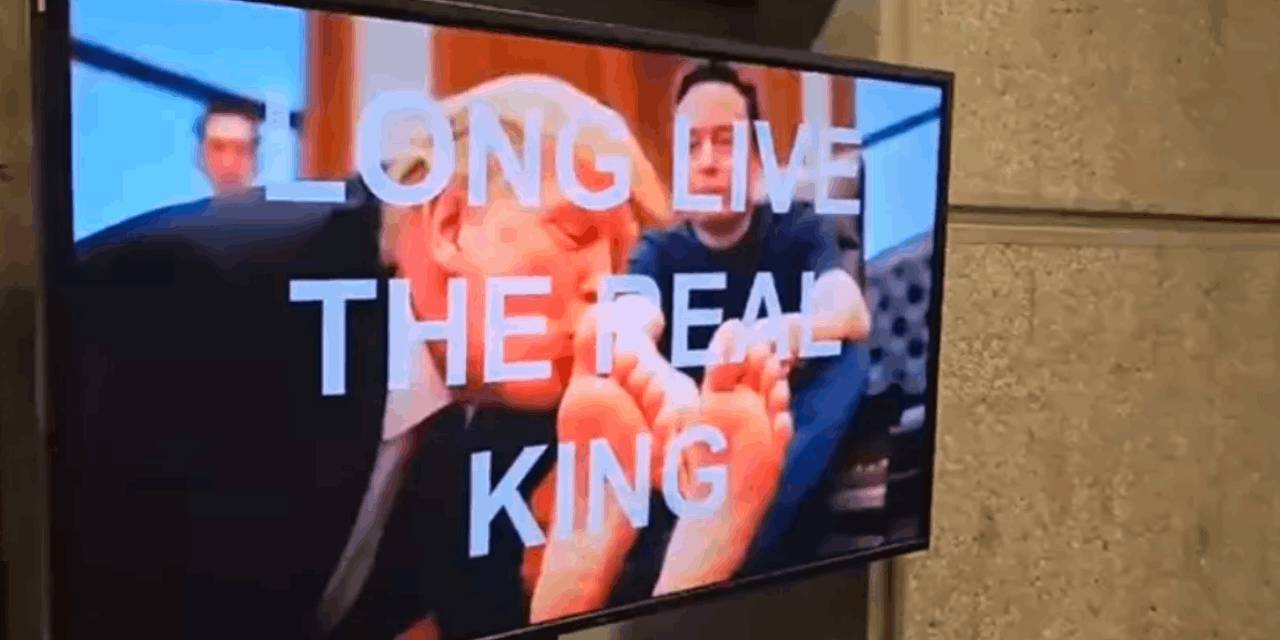 Trump, Elon Musk'ın ayaklarını öptü! Dünya şokta...