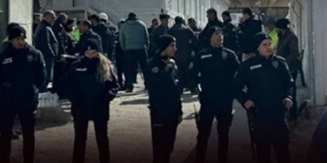 'Horlama' kavgasında 15 kişi hastanelik oldu