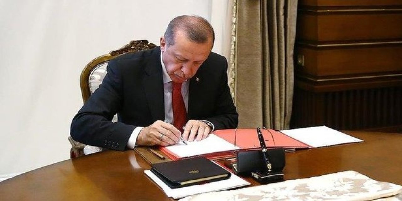 Erdoğan'ın masasında 30 ismin anketi var! Güçlü koltuklardaki isimlerle ilgili bu soruyu sormuş