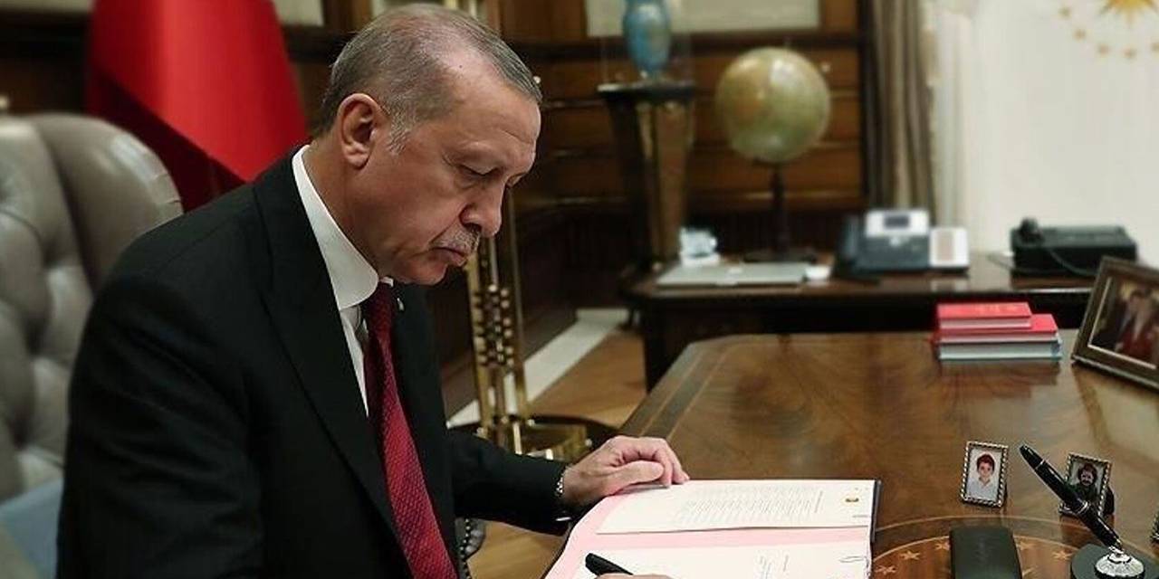 Erdoğan imzaladı: Başkanın yeni görev süresi 4 yıla çıkarıldı