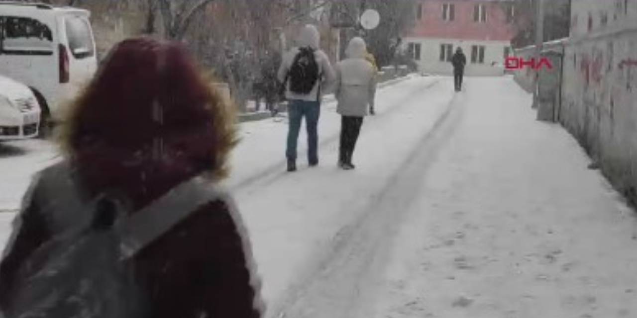 Van'da eğitime 'kar' engeli
