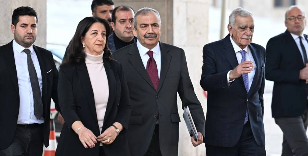 DEM Parti Öcalan’ın çağrısından sonra yetkili kurullarını topluyor