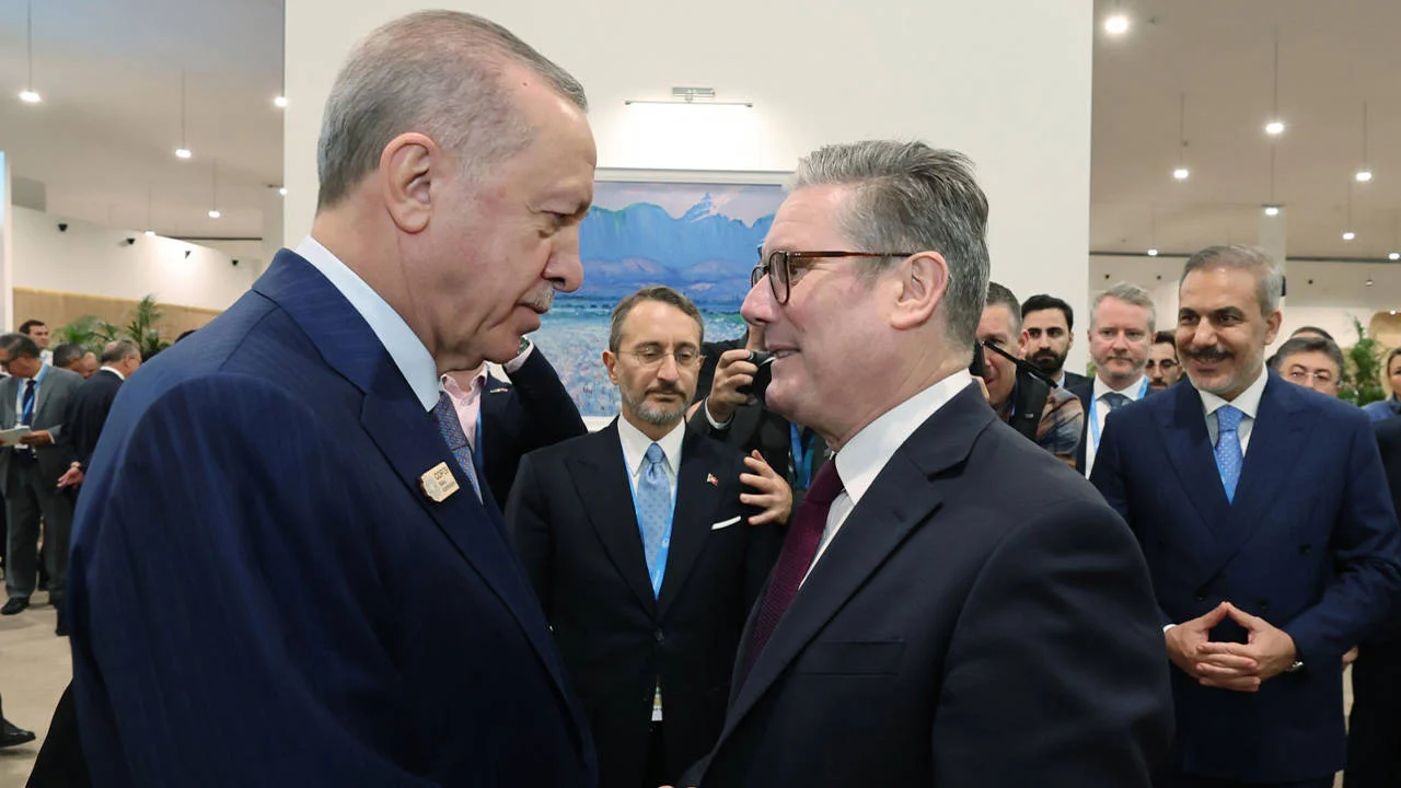 Cumhurbaşkanı Erdoğan İngiltere Başbakanı Starmer ile görüştü