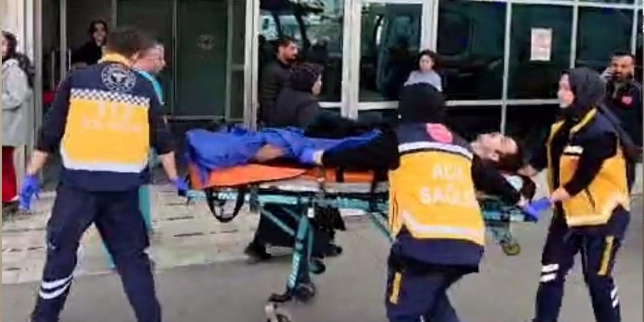 Gece eve gelince karısını başka bir erkekle yakaladı: Dehşet saçtı