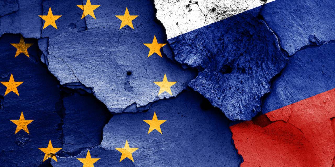 Rusya: Avrupa, ABD’nin vesayetine ihtiyaç duyan huysuz bir yaşlı kadın