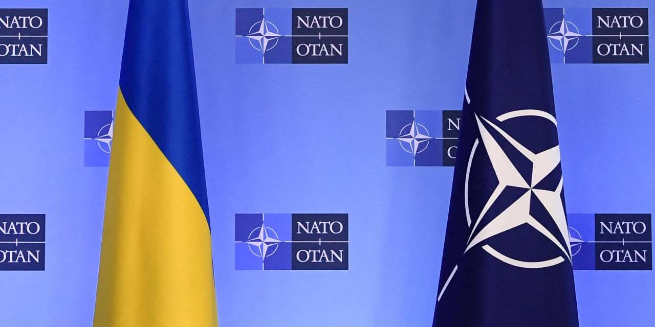 NATO: Zelenski barış için bir yolunu bulmalı