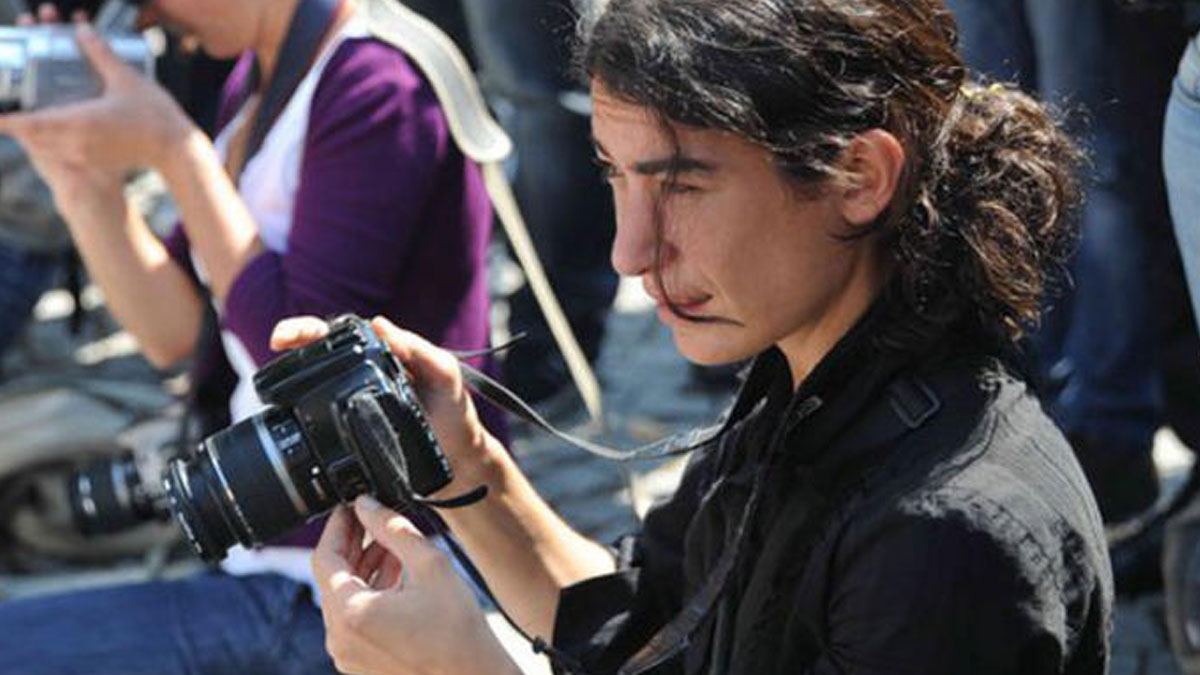 Gazeteci Zeynep Kuray serbest bırakıldı