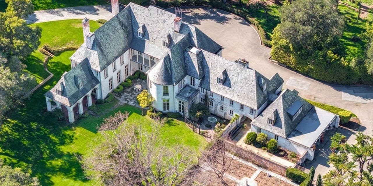 Ünlü çiftin lüks şatosu satışa çıkarıldı: 40 milyon dolar