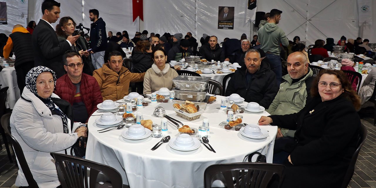 Çelik: Belediye Başkanımız Köseler'in yanındayız