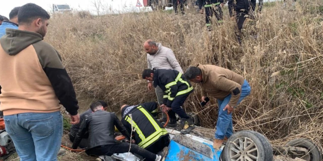 Kanala devrilen taksinin sürücüsü yaşamını yitirdi