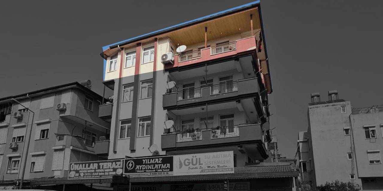 Antalya'da 3. kattaki şüpheli ölüm